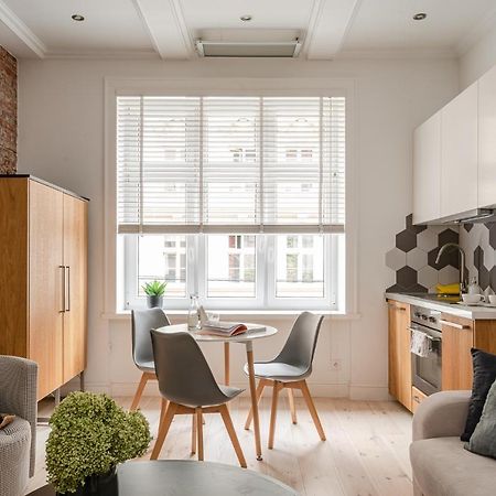 Rynek Stare Miasto Apartment 5 - Klima Netflix Wroclaw Exterior photo
